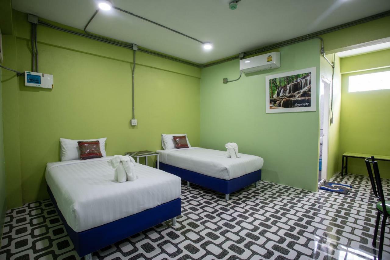 Baan Chang Hotel & Coffee House Tak Exterior photo